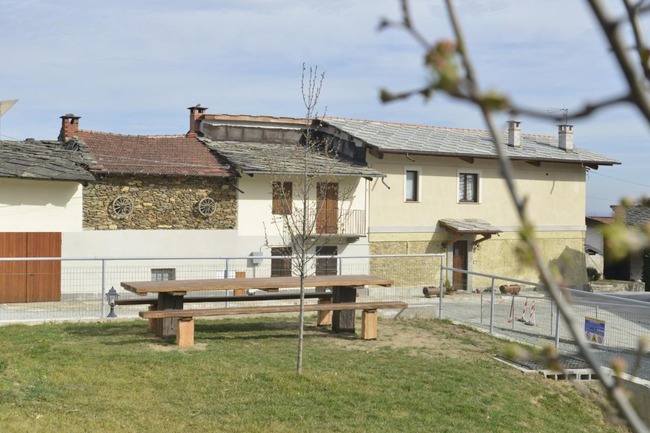 Agriturismo Ai Pruesot Bagnolo Piemonte Zewnętrze zdjęcie